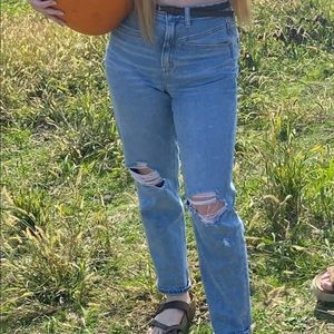 American eagle mom jeans
